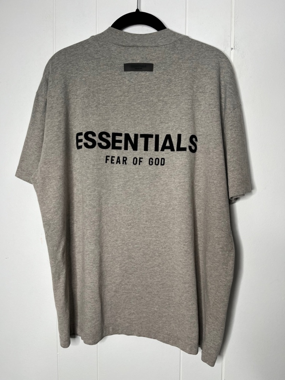 ESSENTIALS Fear of God Men's Gray Logo Crewneck T-Shirt Size S - Picture 2 of 10